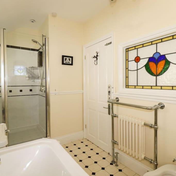 Gorgeous House In Newquay Walking Distance From Fistral Beach Exterior foto