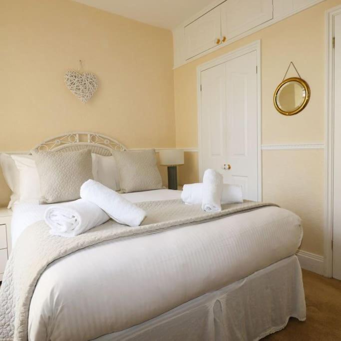 Gorgeous House In Newquay Walking Distance From Fistral Beach Exterior foto